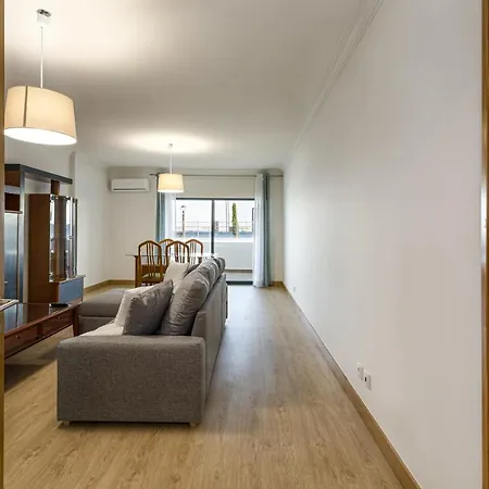 Miral 2 - Front With Pool Apartment