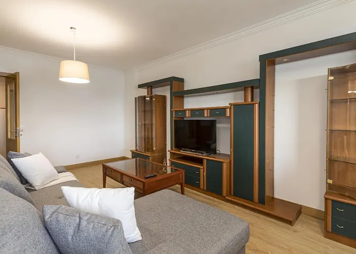 Miral 2 - Front With Pool Apartment